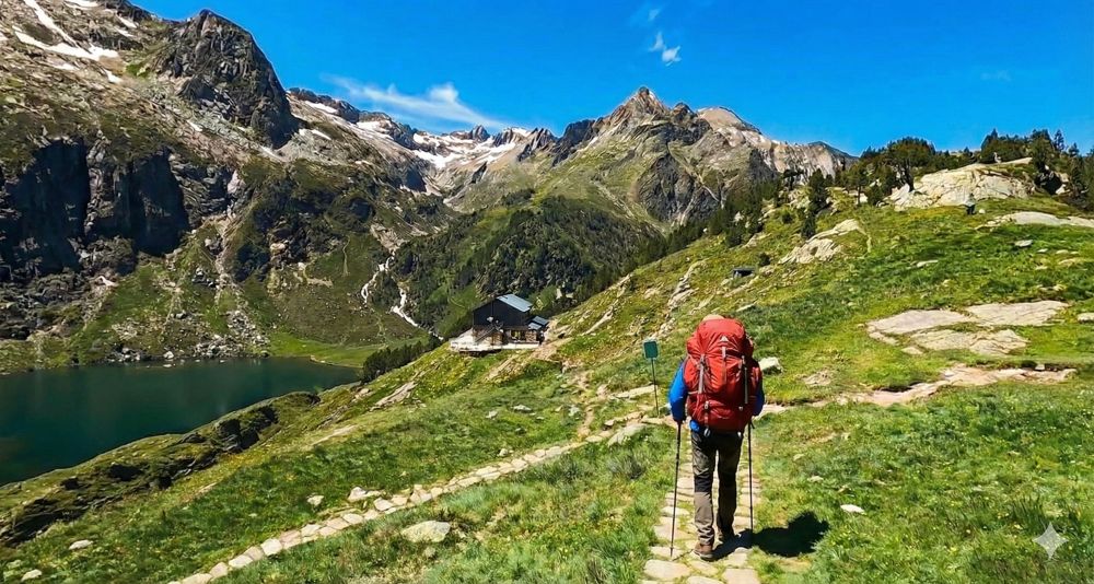 Cover Image for GR10 : Réussir Votre Traversée des Pyrénées en Confort