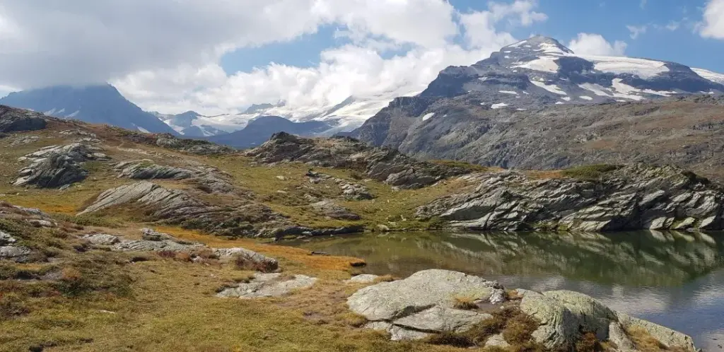 Cover Image for GR5 : Vivez la Grande Traversée des Alpes avec Joie !