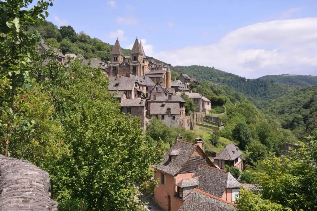 Cover Image for GR65 : Vivez la Magie des Étapes du Chemin de Compostelle